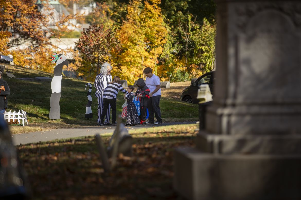 Beetlejuice looking at kids at the cemetery.jpg